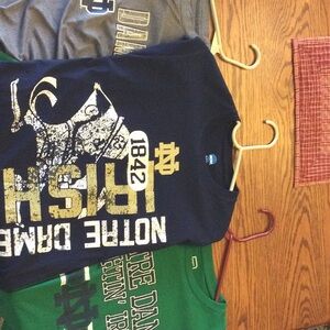 3 mens medium Notre Dame tshirts like new condition bundle